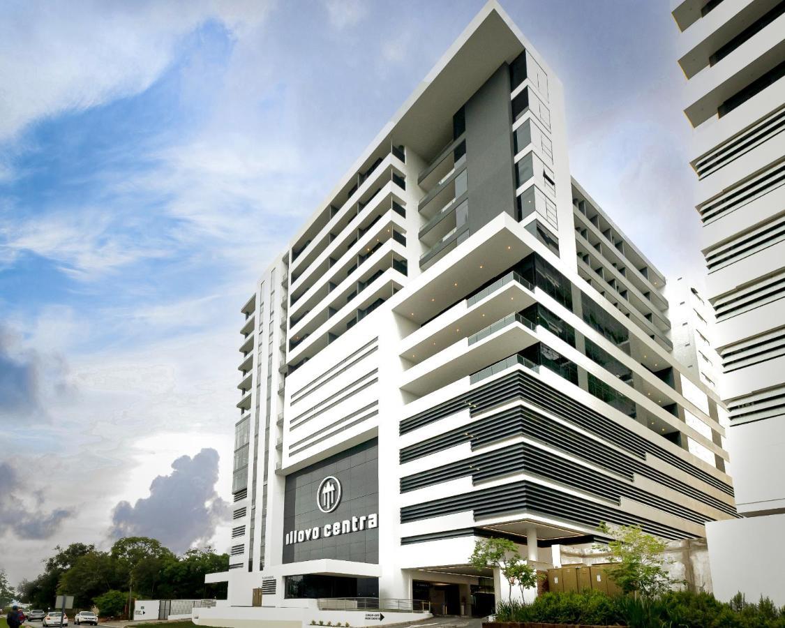 Reserved Suites Illovo Johannesburg Eksteriør billede