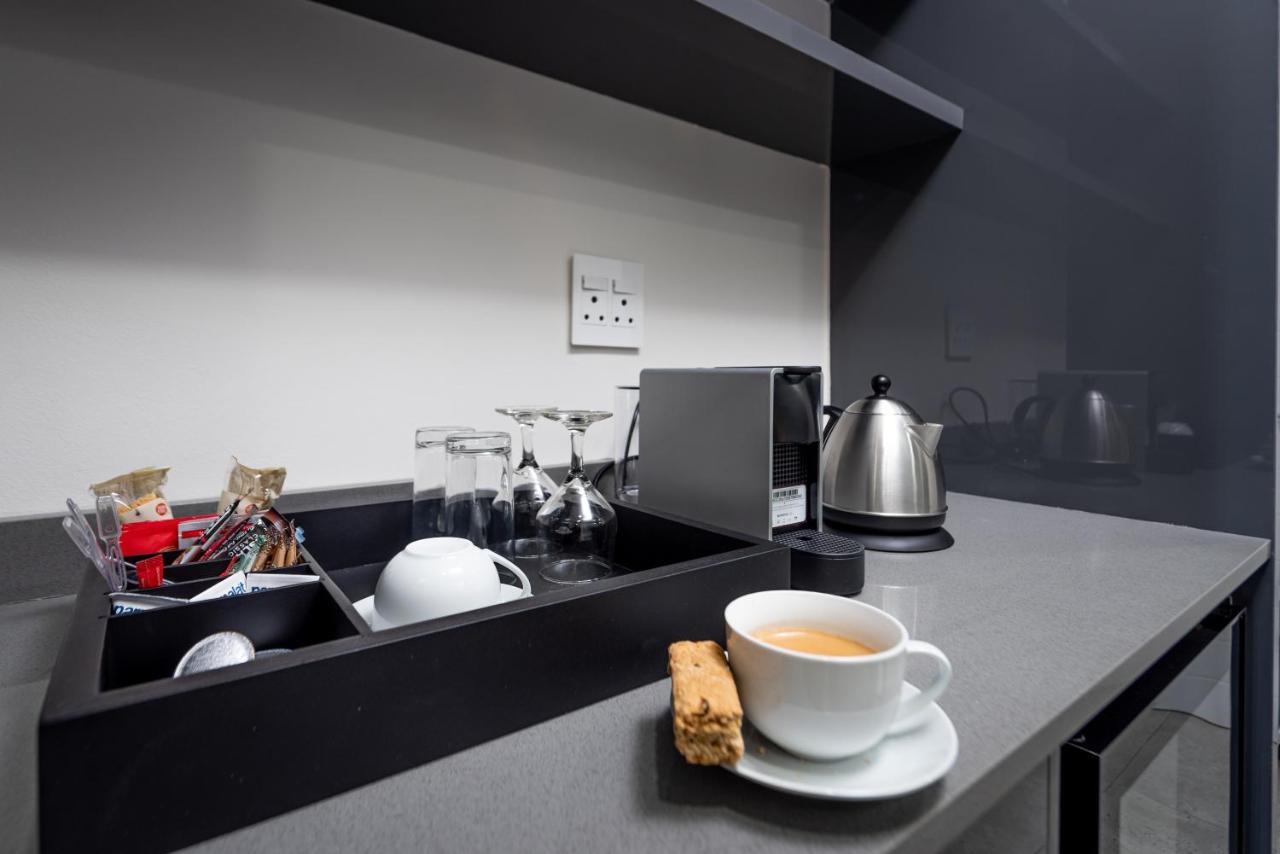 Reserved Suites Illovo Johannesburg Eksteriør billede
