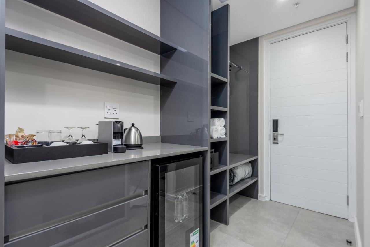 Reserved Suites Illovo Johannesburg Eksteriør billede