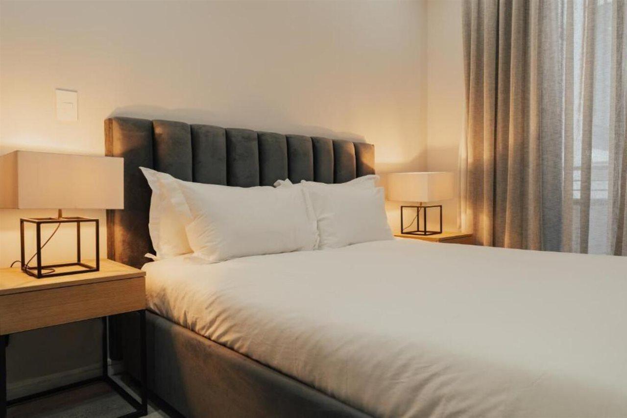 Reserved Suites Illovo Johannesburg Eksteriør billede