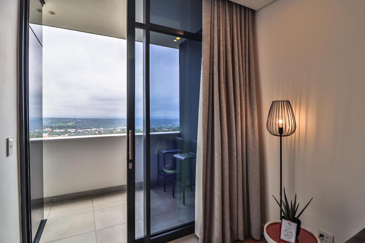 Reserved Suites Illovo Johannesburg Eksteriør billede